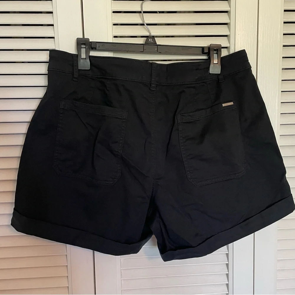 WHBM Mid-Rise Pret-A-Play Shorts - Picture 6 of 7